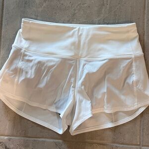 Lululemon White Speed Up Shorts - 2.5”